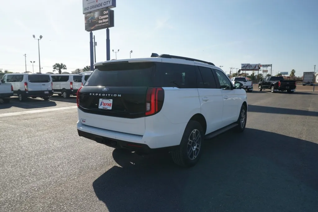 2026 Ford Expedition Active