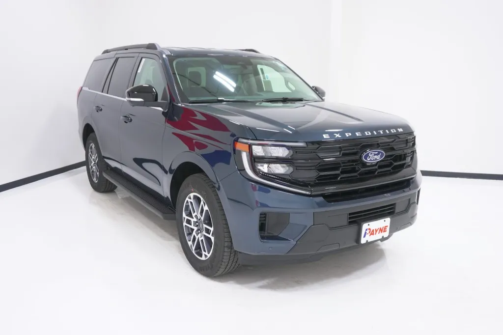 2026 Ford Expedition Active