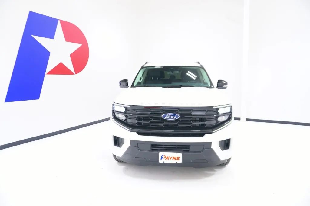 2026 Ford Expedition Active