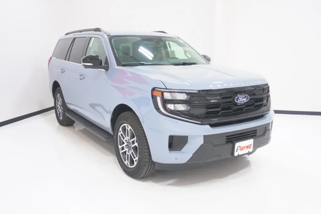 2026 Ford Expedition Active