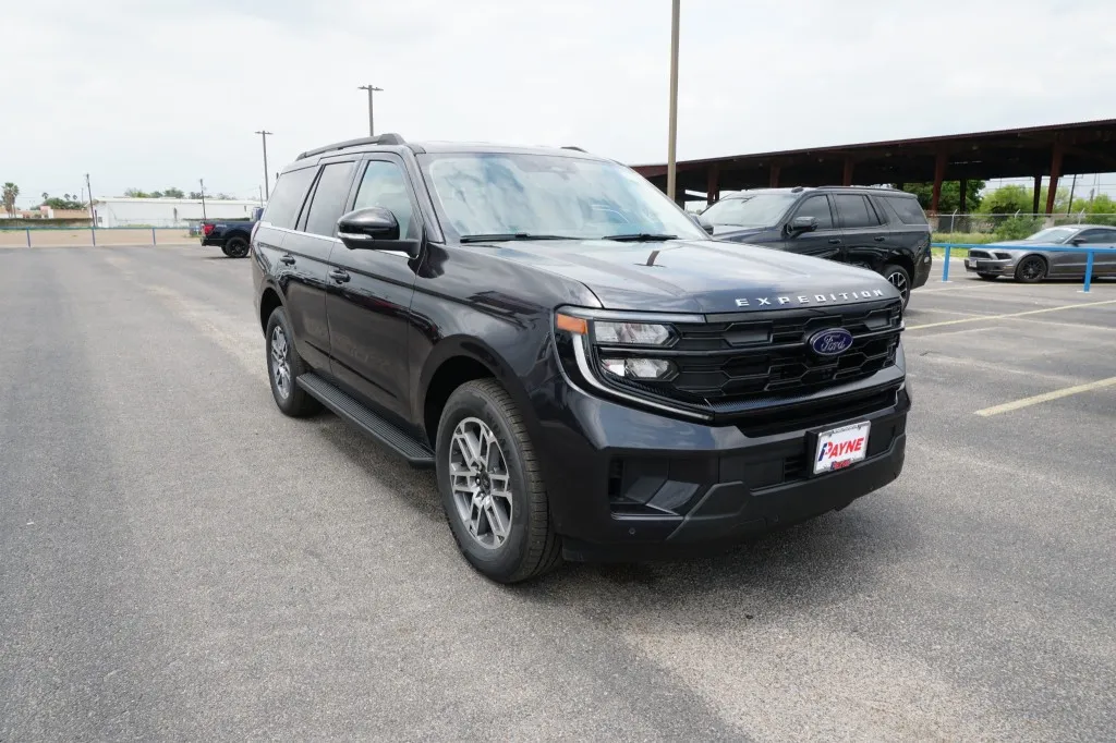 2026 Ford Expedition Active