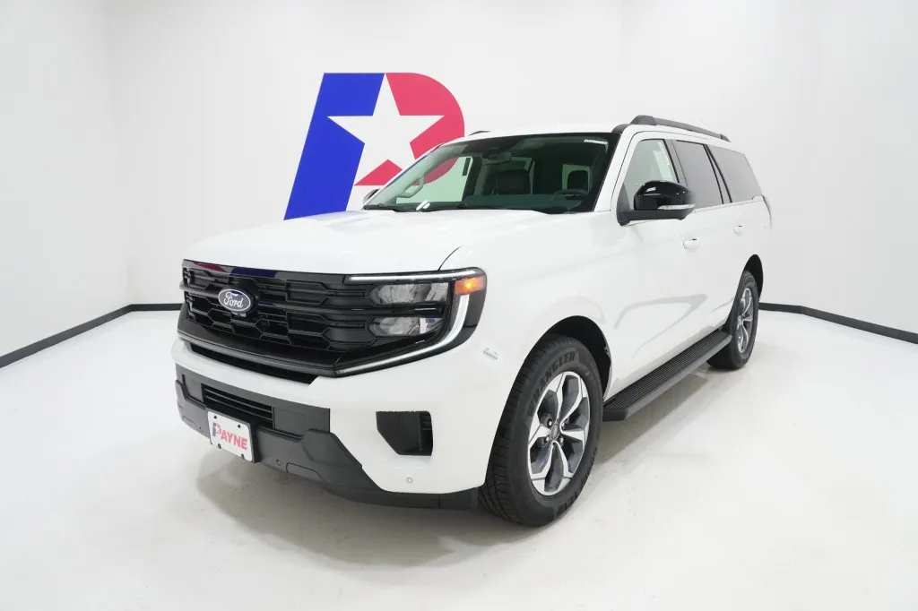 2027 Ford Expedition Active