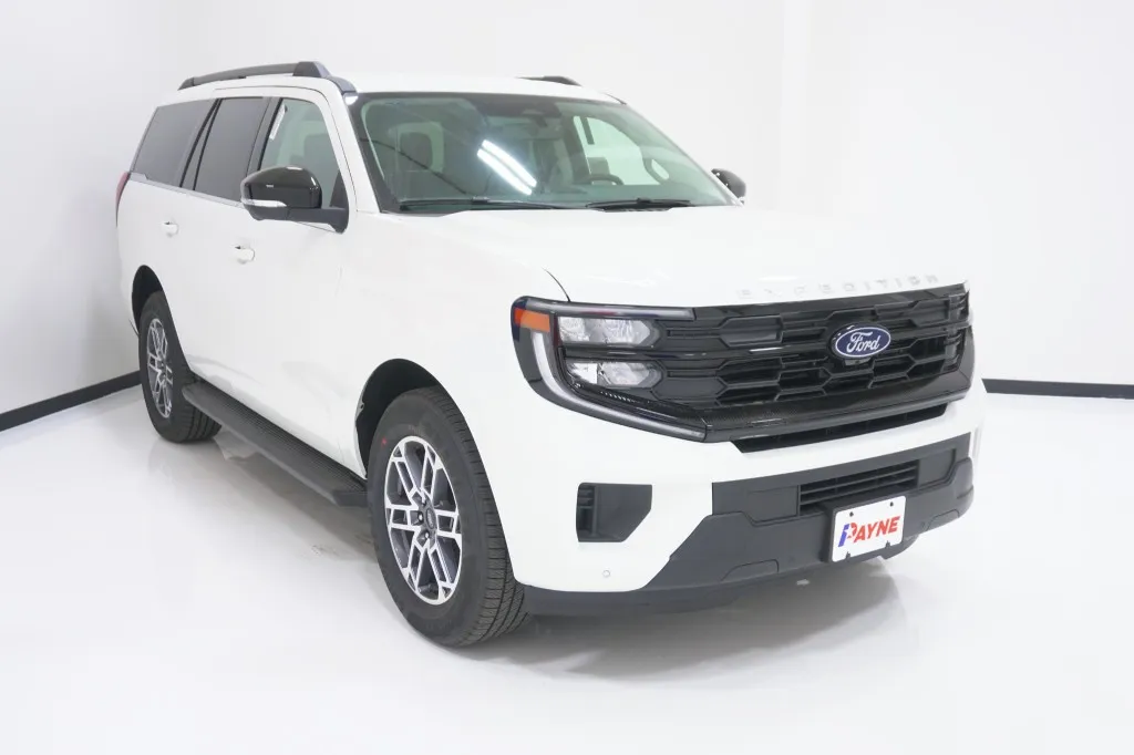 2026 Ford Expedition Active