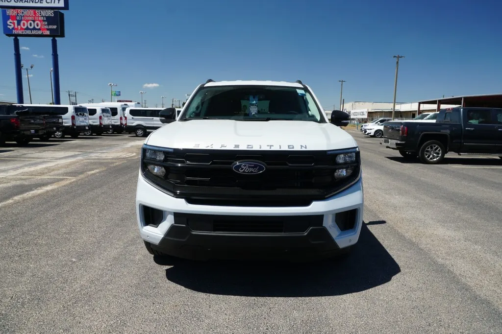 2026 Ford Expedition Active