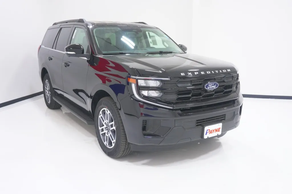 2026 Ford Expedition Active