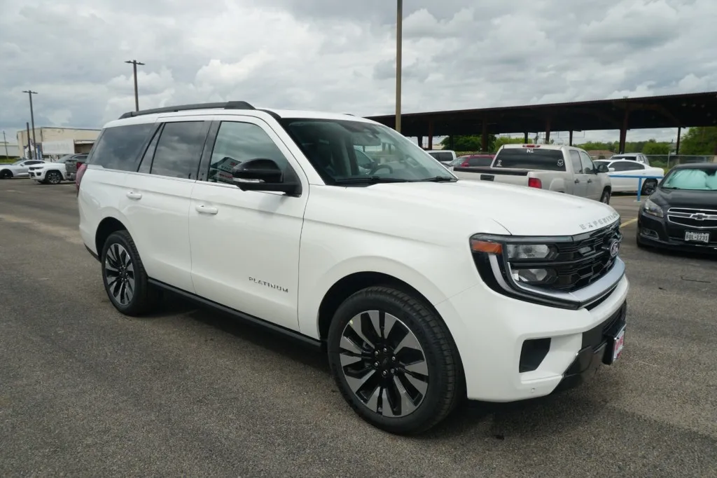 2027 Ford Expedition Platinum