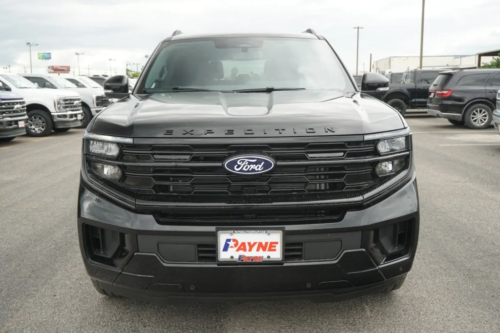 2027 Ford Expedition Platinum