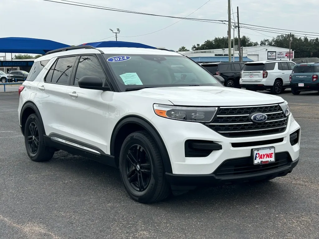 2024 Ford Explorer XLT