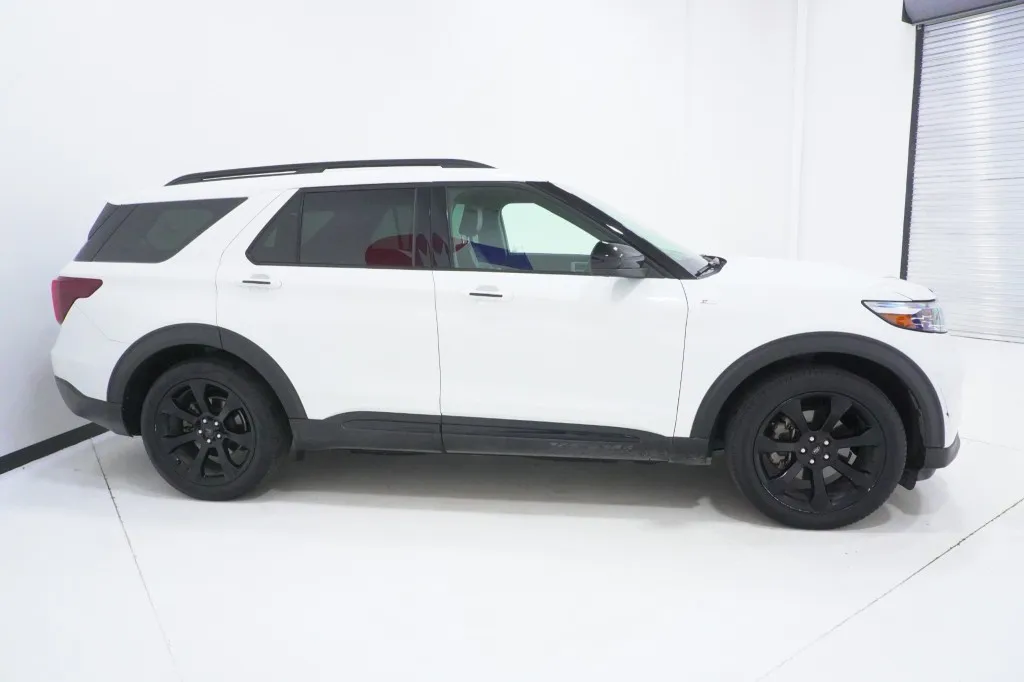 2023 Ford Explorer ST-Line 2023 Ford Explorer ST-Line