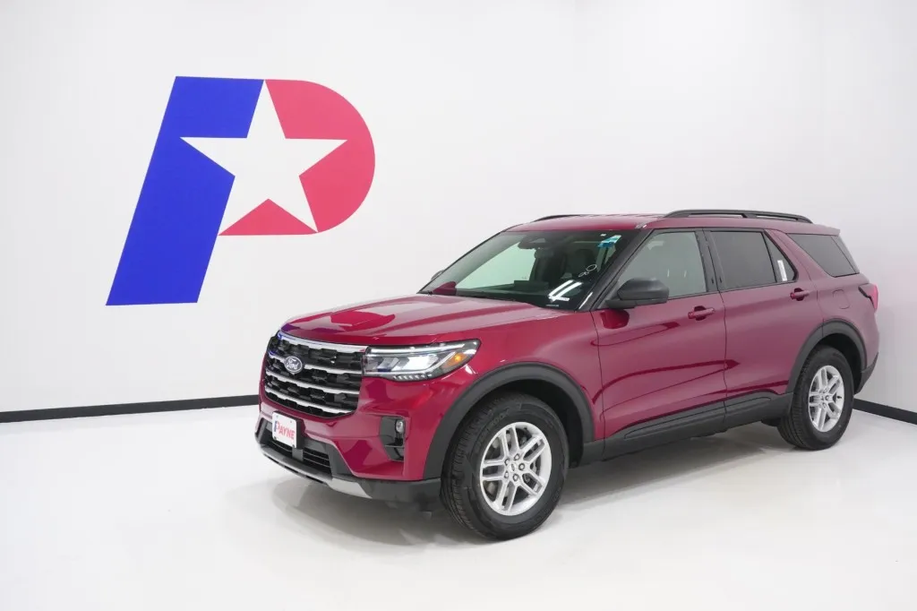 2027 Ford Explorer Active w/200A Pkg