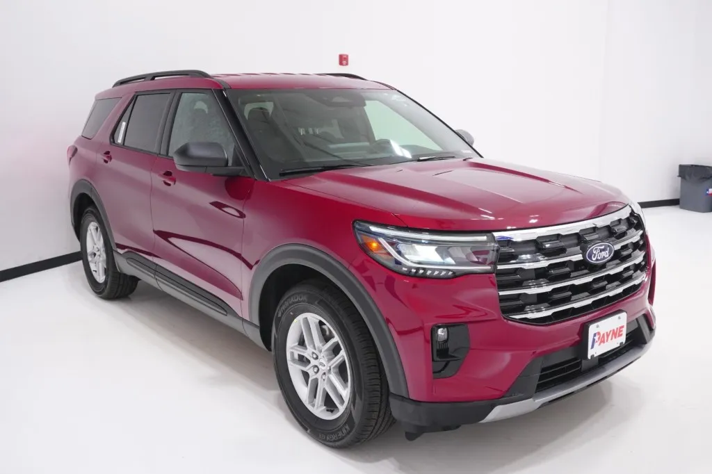 2027 Ford Explorer Active w/200A Pkg