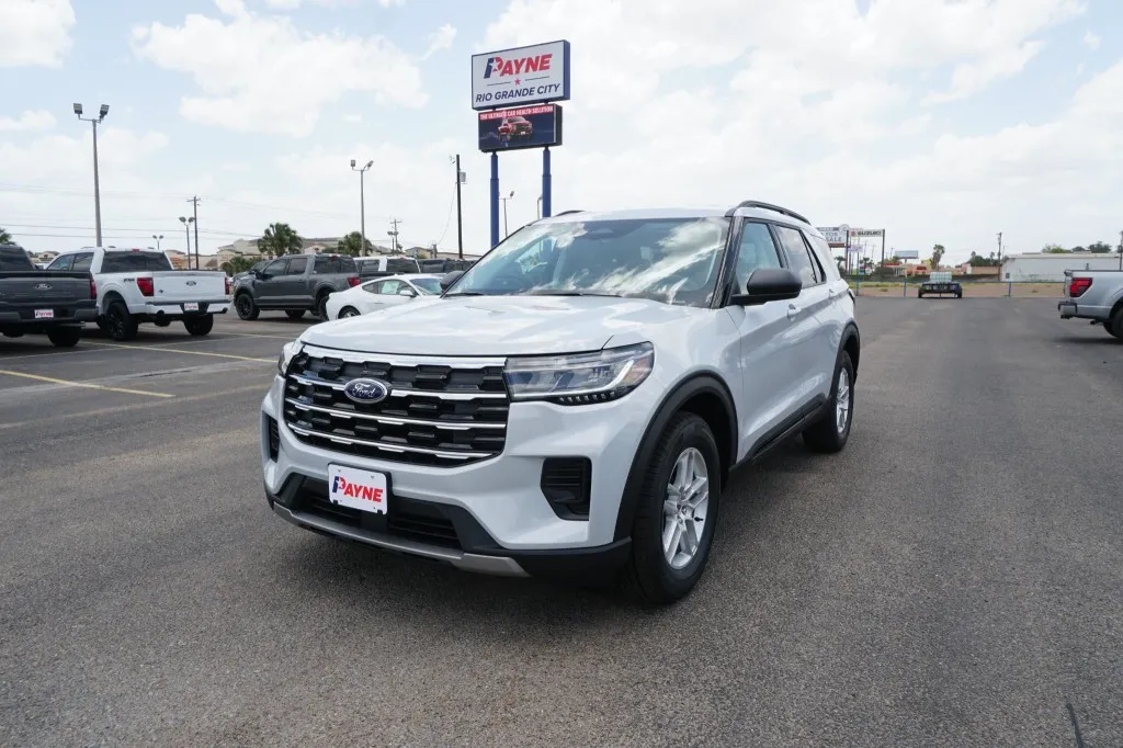2026 Ford Explorer Active w/200A Pkg