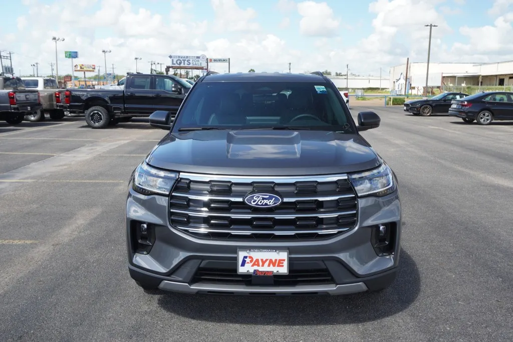 2027 Ford Explorer Active w/200A Pkg