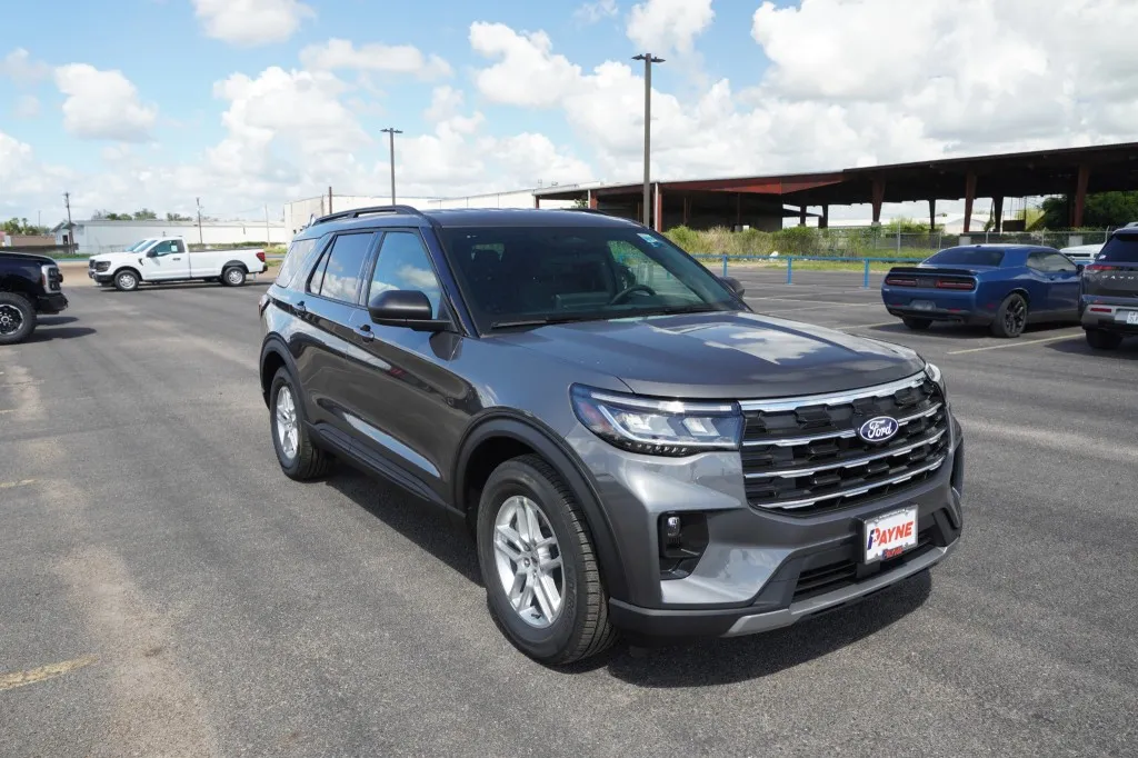 2027 Ford Explorer Active w/200A Pkg