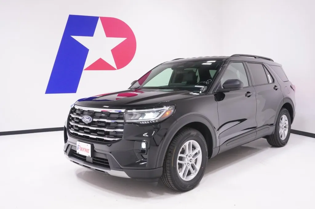 2027 Ford Explorer Active w/200A Pkg
