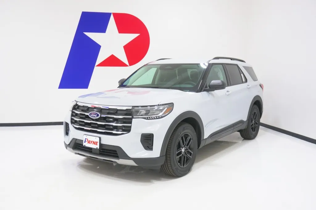 2026 Ford Explorer's photo