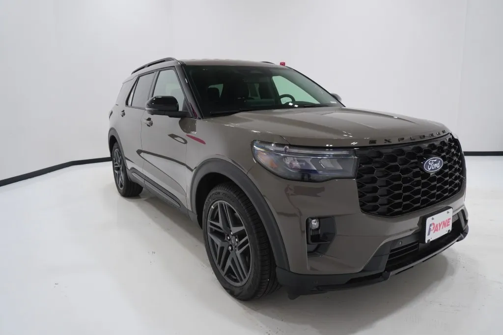 2027 Ford Explorer ST-Line
