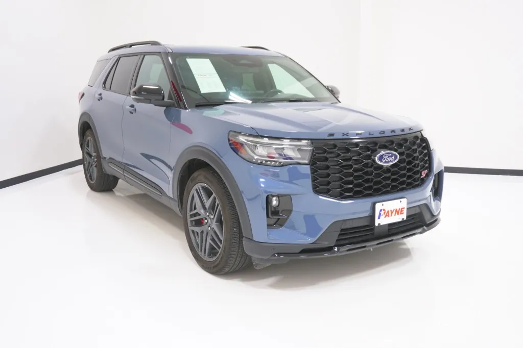 2025 Ford Explorer ST