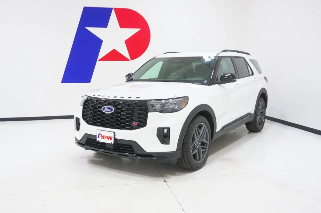 2025 Ford Explorer ST