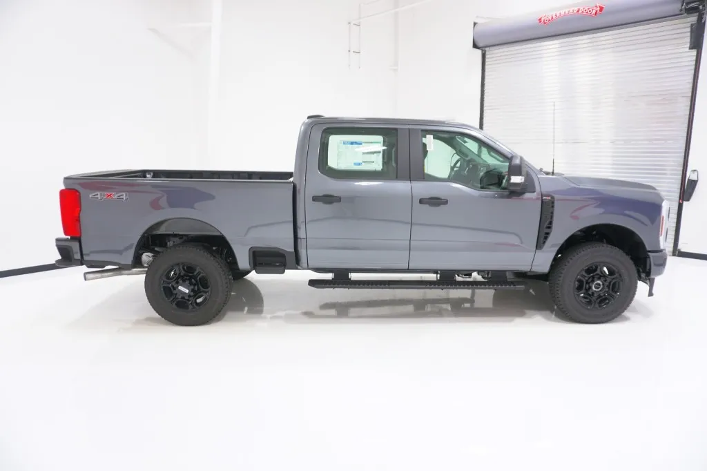 2026 Ford Super Duty F-250 SRW STX