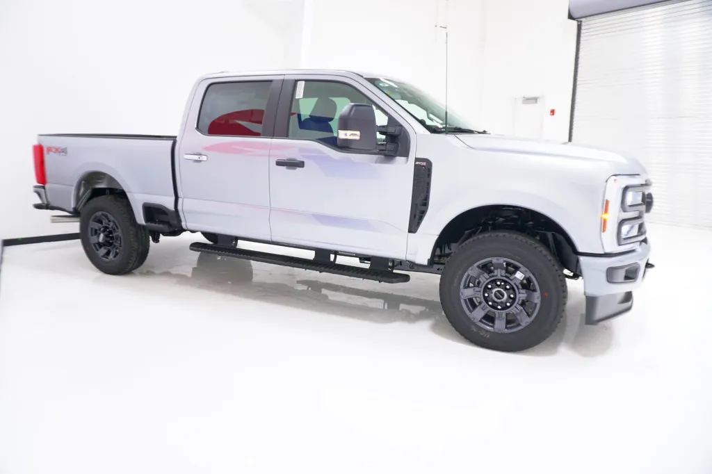 2027 Ford Super Duty F-250 SRW XL