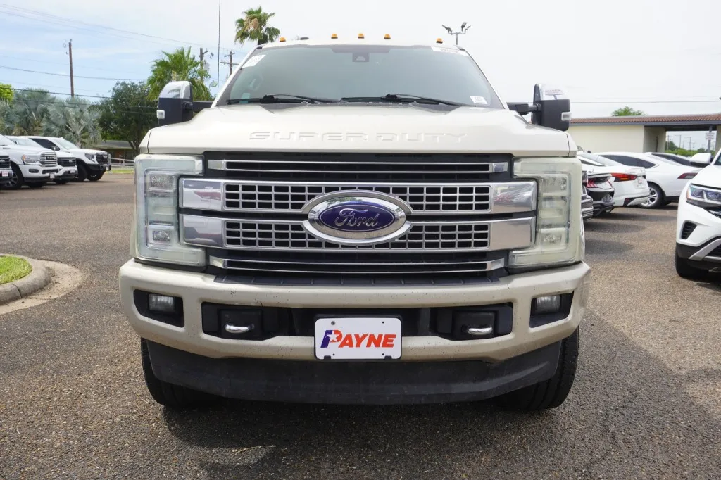 2017 Ford Super Duty F-250 SRW Platinum