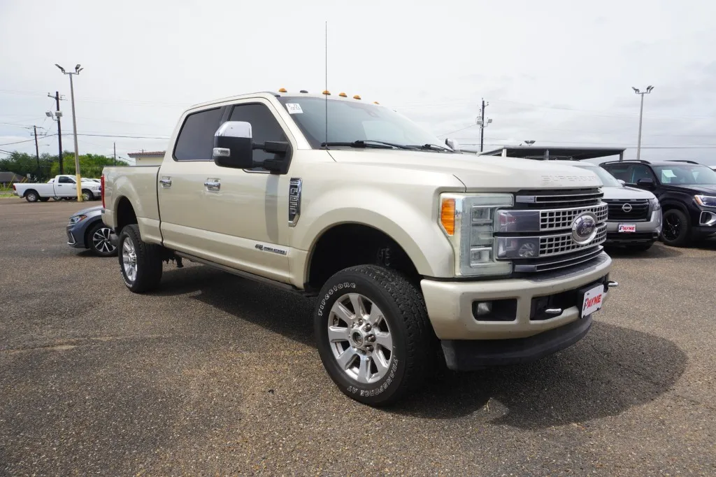 2017 Ford Super Duty F-250 SRW Platinum
