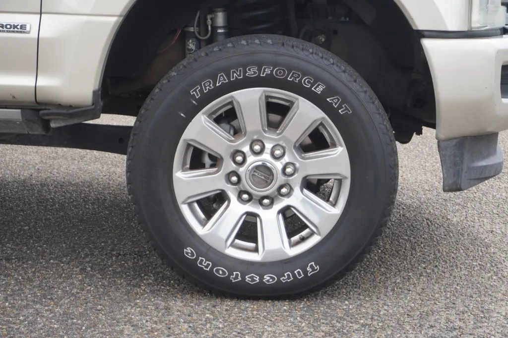 2017 Ford Super Duty F-250 SRW Platinum