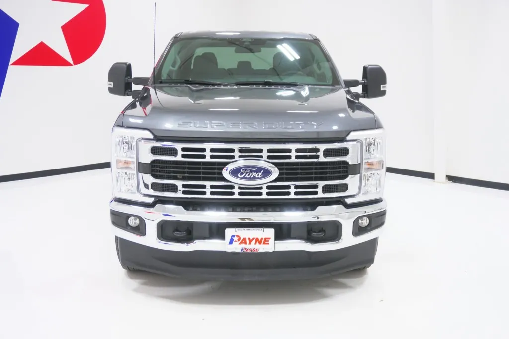 2025 Ford Super Duty F-250 SRW XLT