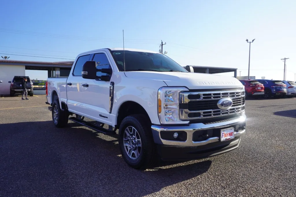 2025 Ford Super Duty F-250 SRW XLT