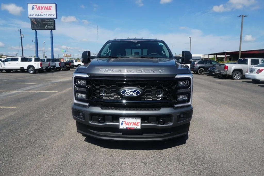 2027 Ford Super Duty F-250 SRW XL