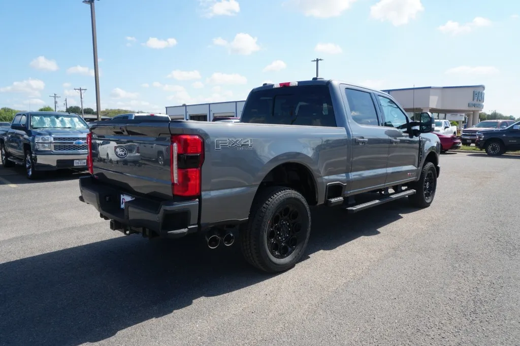2027 Ford Super Duty F-250 SRW XL