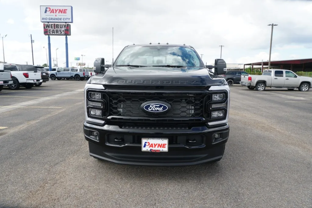 2027 Ford Super Duty F-250 SRW XL