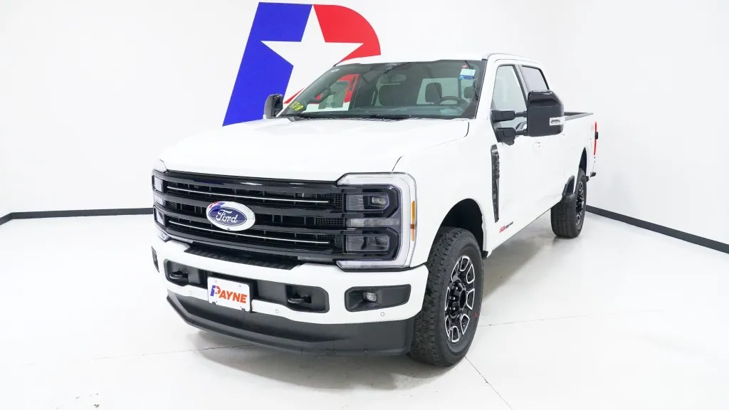 2025 Ford Super Duty F-250 SRW Platinum