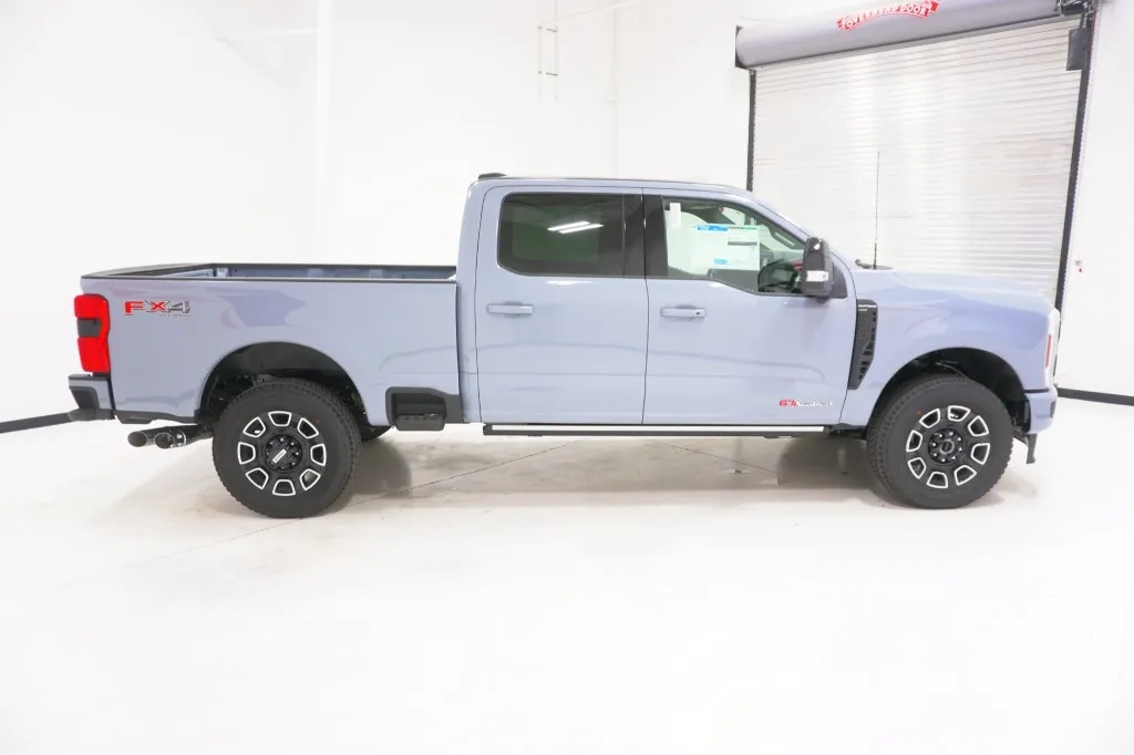 2026 Ford Super Duty F-250 SRW Platinum