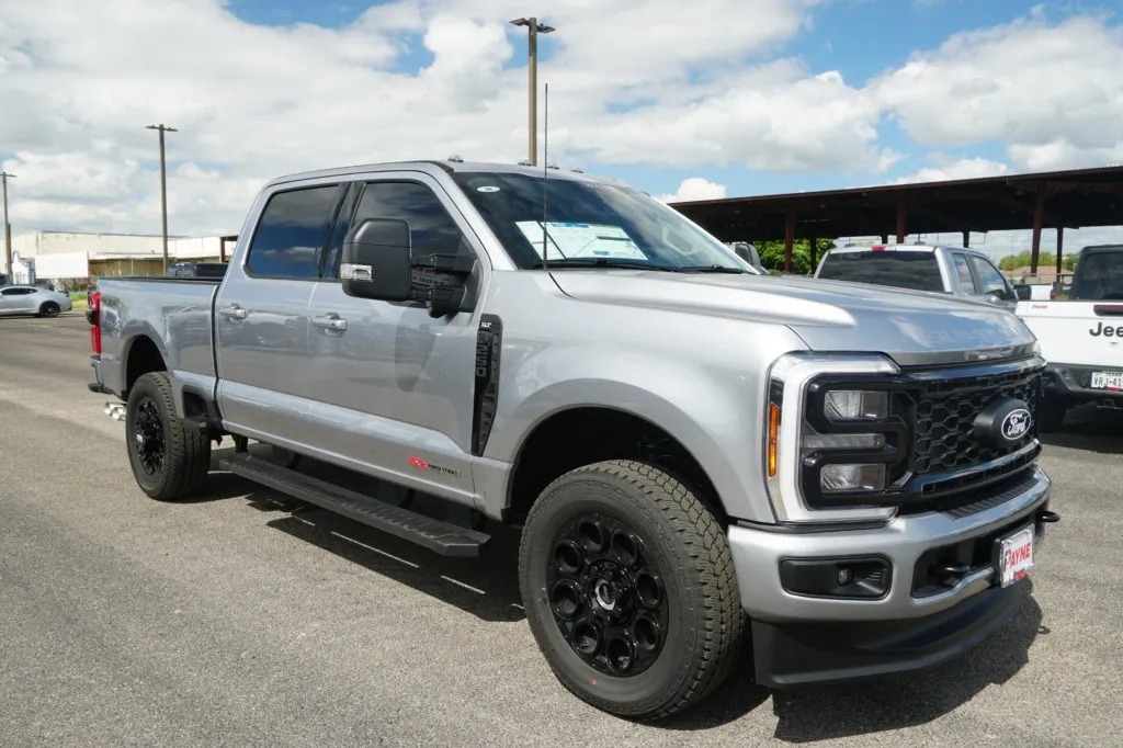 2027 Ford Super Duty F-250 SRW XL