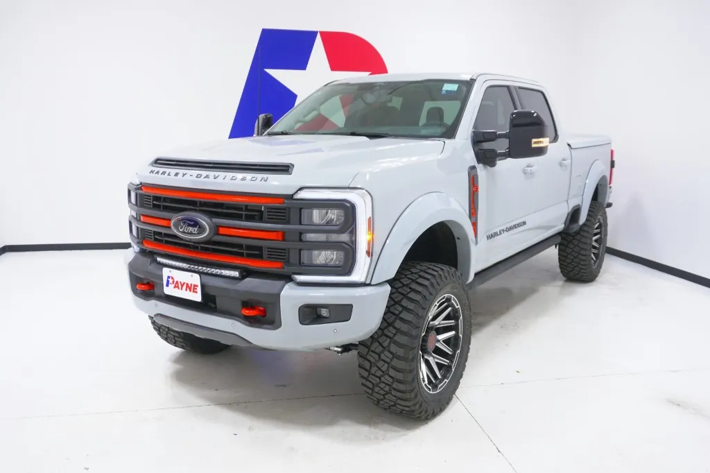 2026 Ford F-250 Super Duty Lariat's photo