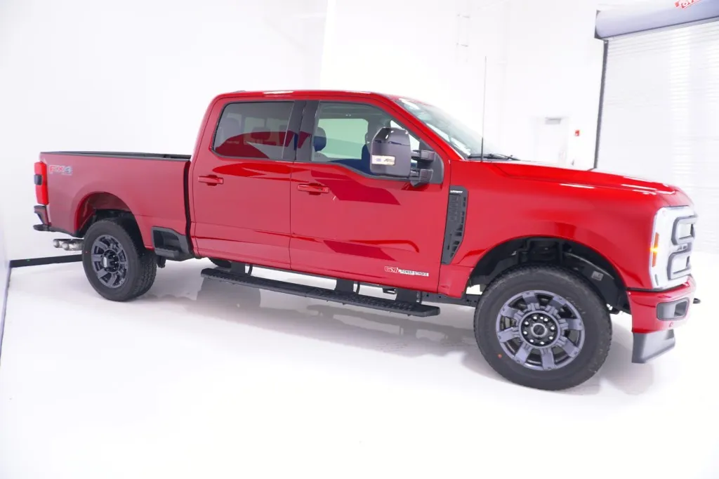 2024 Ford Super Duty F-250 SRW LARIAT 2024 Ford Super Duty F-250 SRW LARIAT