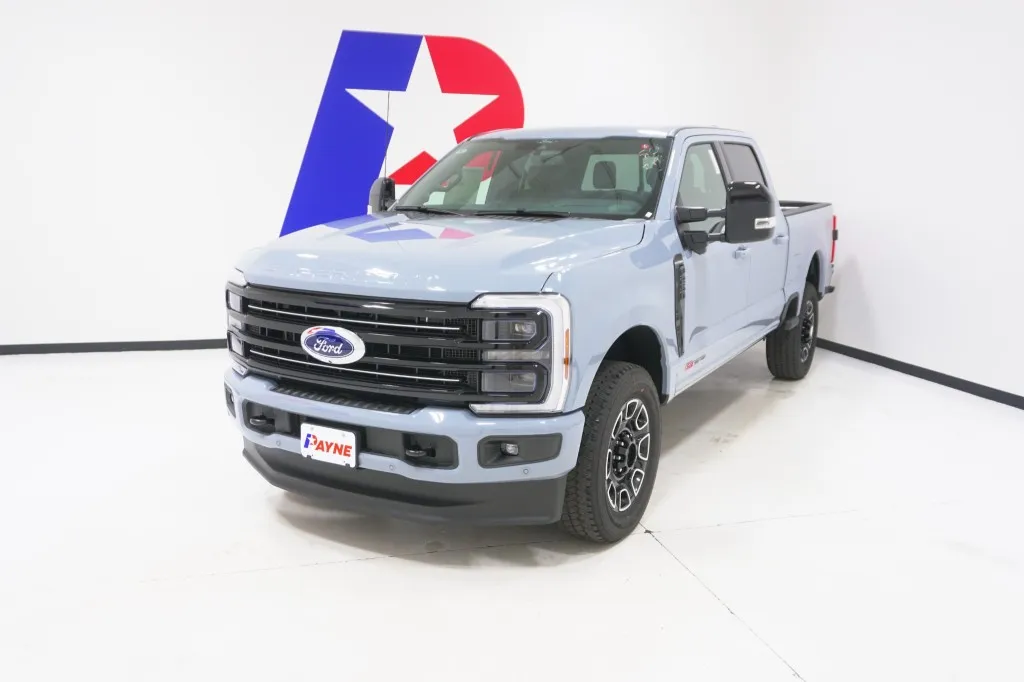 2025 Ford Super Duty F-250 SRW Platinum