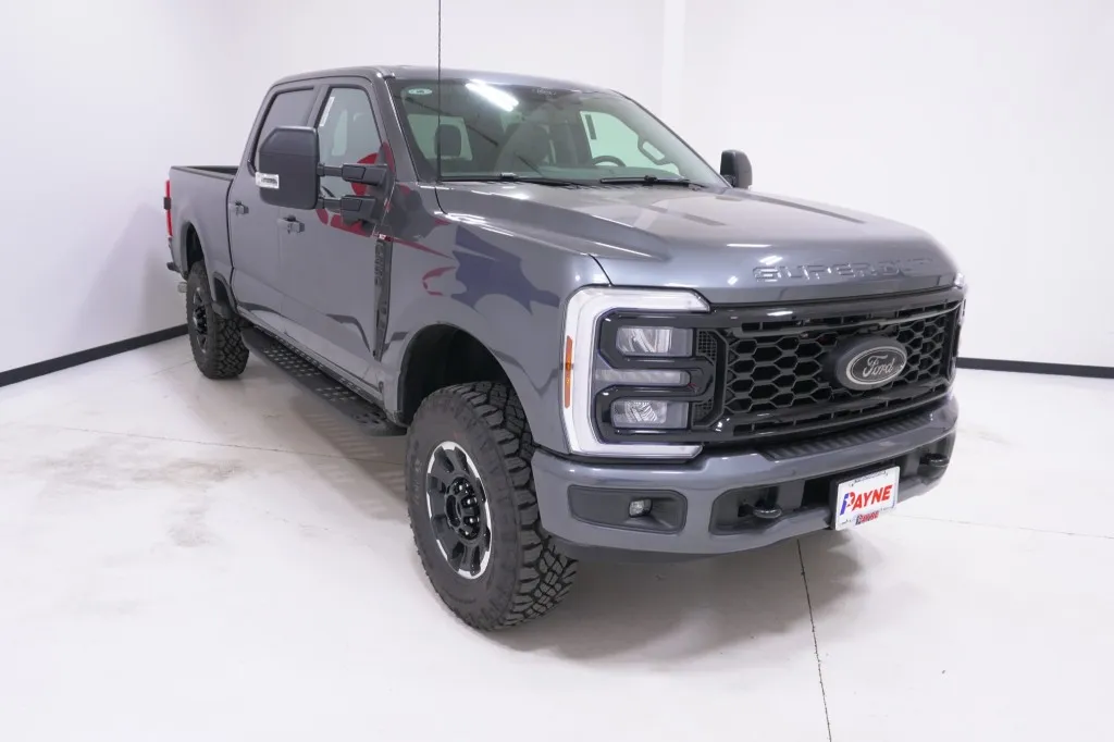 2026 Ford Super Duty F-250 SRW XLT Tremor