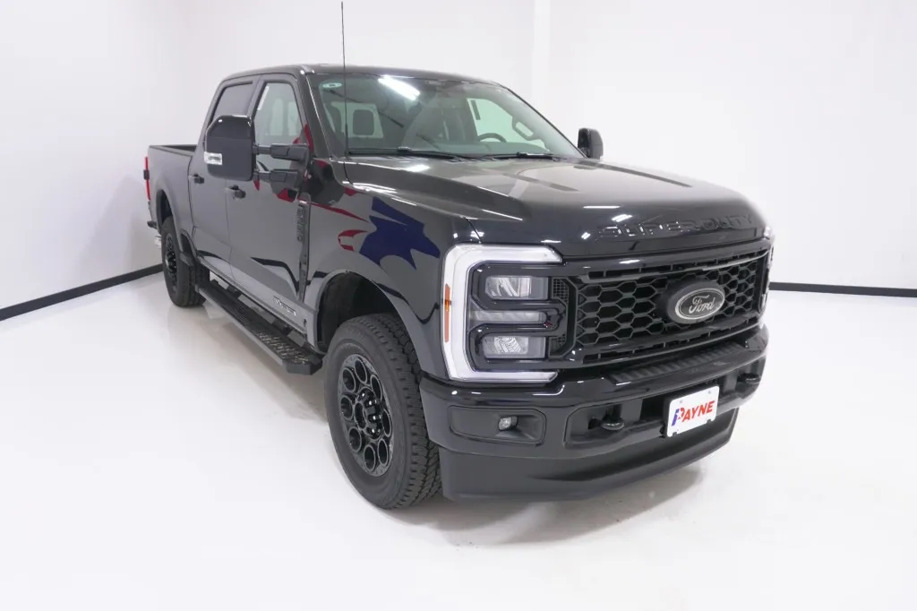 2026 Ford Super Duty F-250 SRW LARIAT