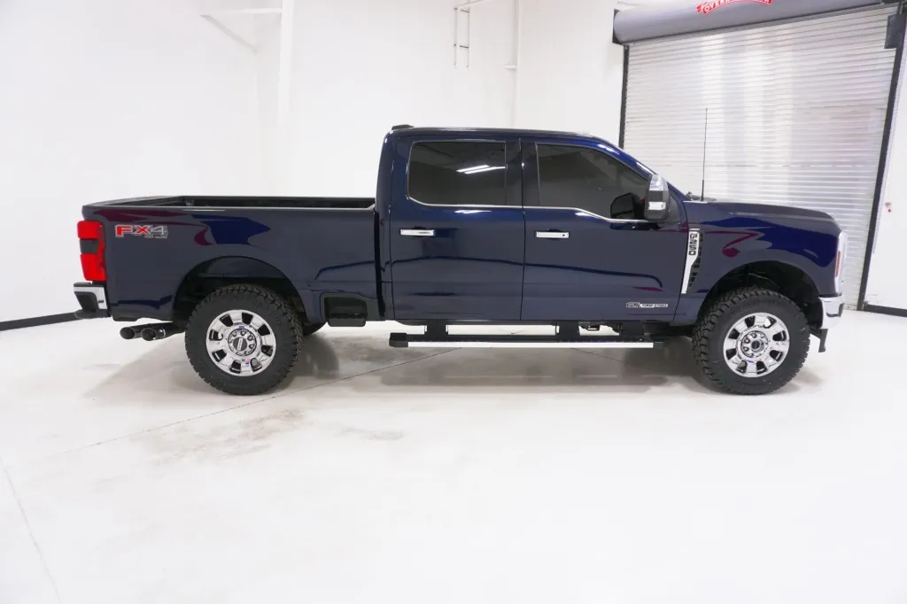 2025 Ford Super Duty F-250 SRW LARIAT