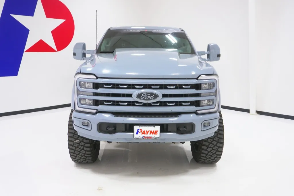 2025 Ford Super Duty F-250 SRW Black Widow