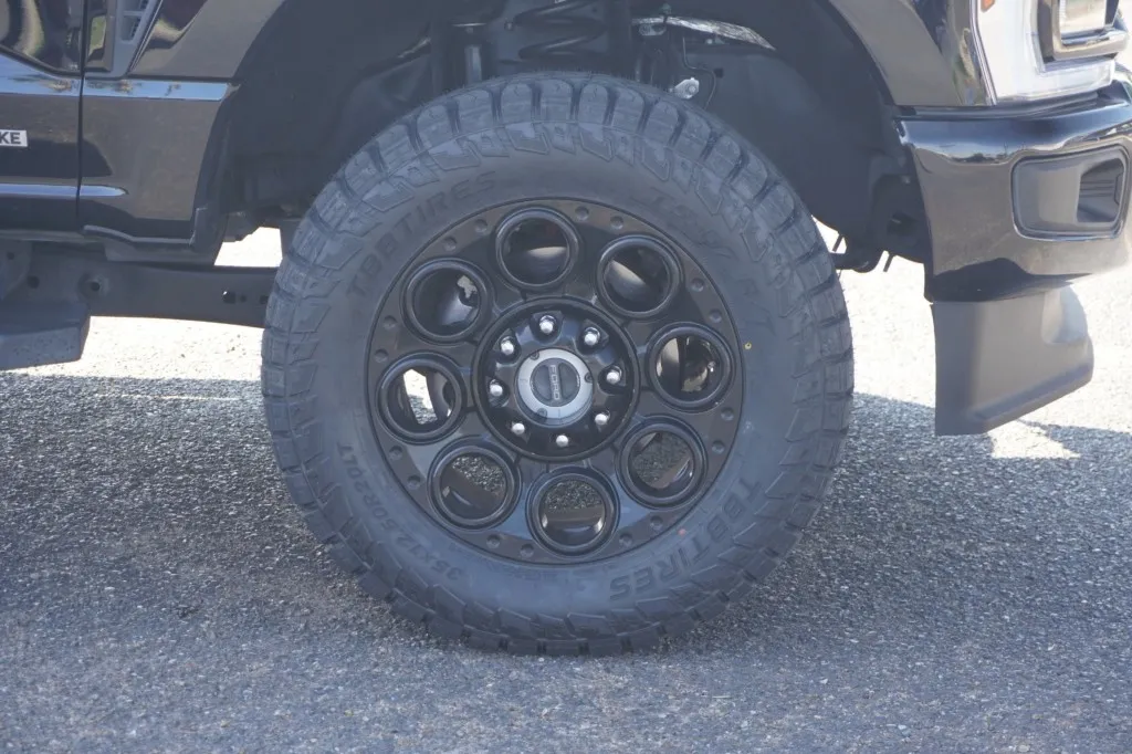 2025 Ford Super Duty F-250 SRW LARIAT