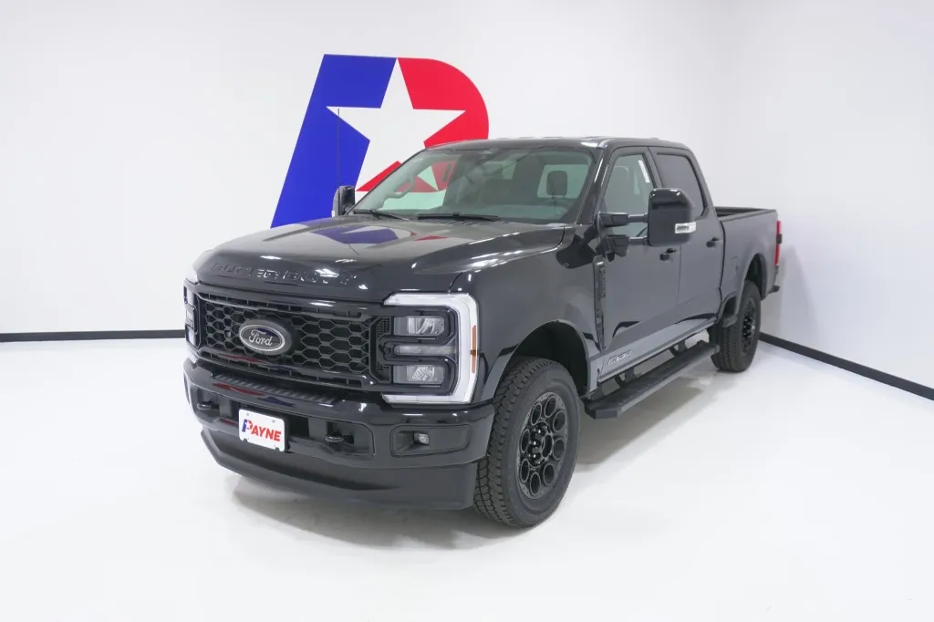 2026 Ford F-250 Lariat 4x4 Crew Cab 6-3/4' Box's photo