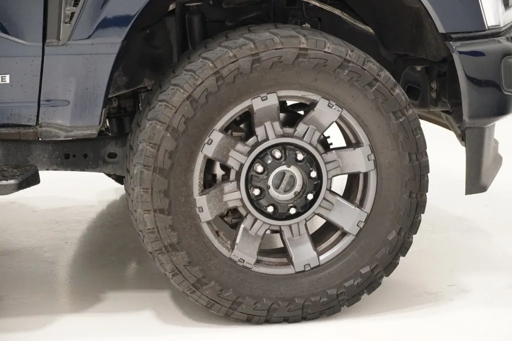 2023 Ford Super Duty F-250 SRW LARIAT