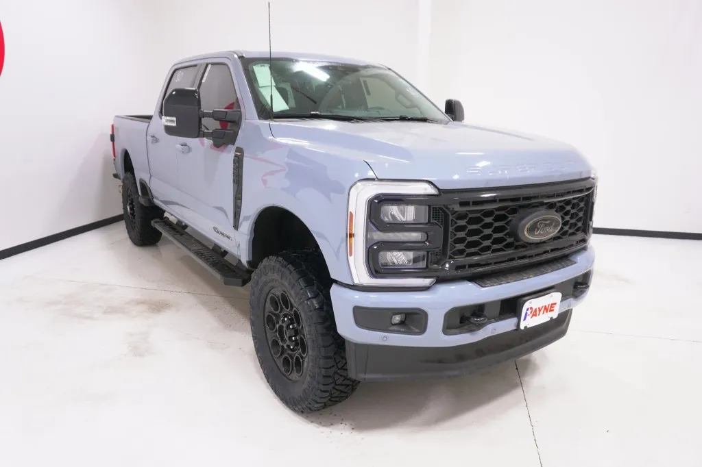 2026 Ford Super Duty F-250 SRW LARIAT