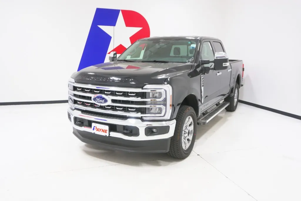 2025 Ford Super Duty F-250 SRW LARIAT
