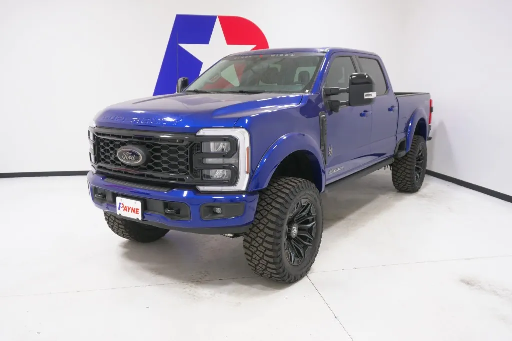 2026 Ford Super Duty F-250 SRW Black Widow