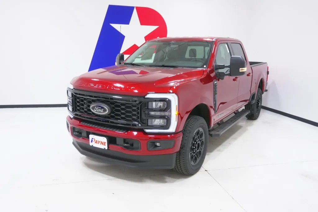 2026 Ford F-250 Lariat photo 3